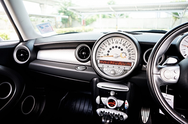 MINI COUPE COOPER S 2009