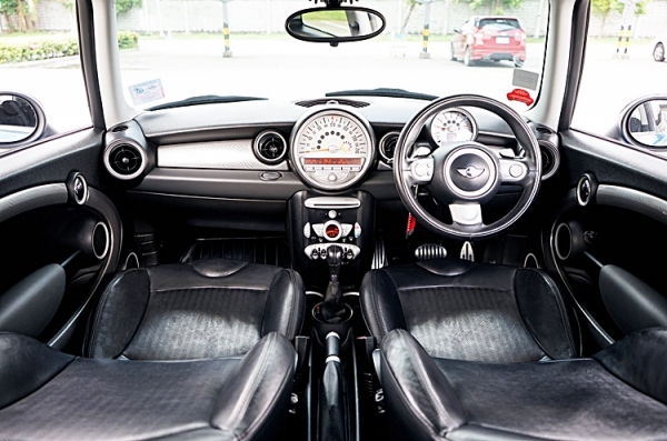 MINI COUPE COOPER S 2009