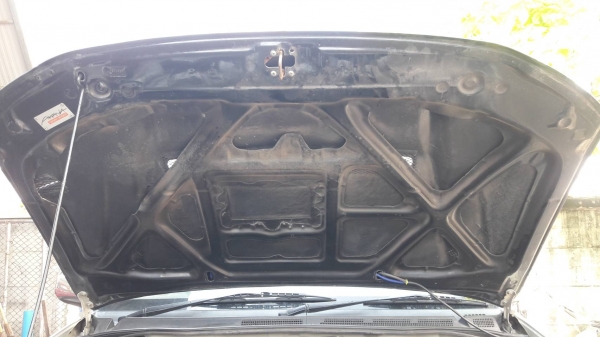 ขายฝากระโปรงใส่วีโก้ ราคา 5,000 บ.หรือแลกเปลี่ยนขอให้ตรงรุ่นตรงสี  สินค้าอยู่ดอนเมือง