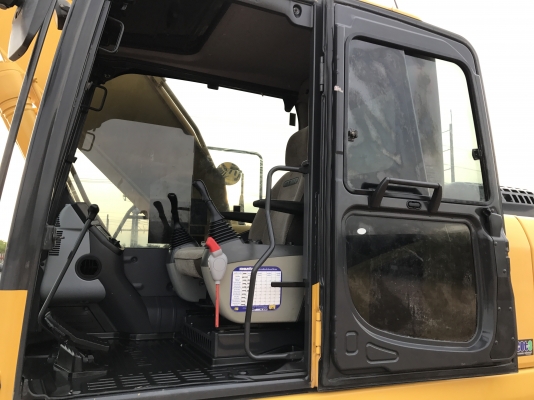 KOMATSU PC200-8MO กล้องหลัง(6000 ชั่วโมง)PM7000 ขอรูปเพิ่มได้ครับ รถสวยพร้อมใช้งาน สนใจติดต่อ 081-4283210