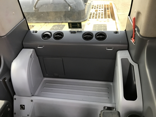 KOMATSU PC200-8MO กล้องหลัง(6000 ชั่วโมง)PM7000 ขอรูปเพิ่มได้ครับ รถสวยพร้อมใช้งาน สนใจติดต่อ 081-4283210