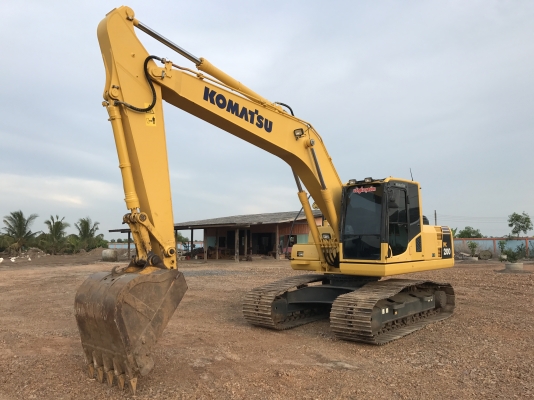 KOMATSU PC200-8MO กล้องหลัง(6000 ชั่วโมง)PM7000 ขอรูปเพิ่มได้ครับ รถสวยพร้อมใช้งาน สนใจติดต่อ 081-4283210