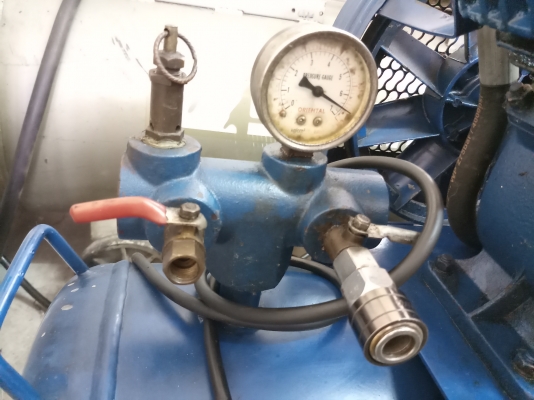 ปั๊มลม PUMA 64 ลิตร