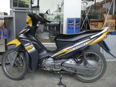 สปาร์ค 115i สตาร์ทมือ 22000 บาท สปาร์ค 115i สตาร์ทมือ 22000 บาท
