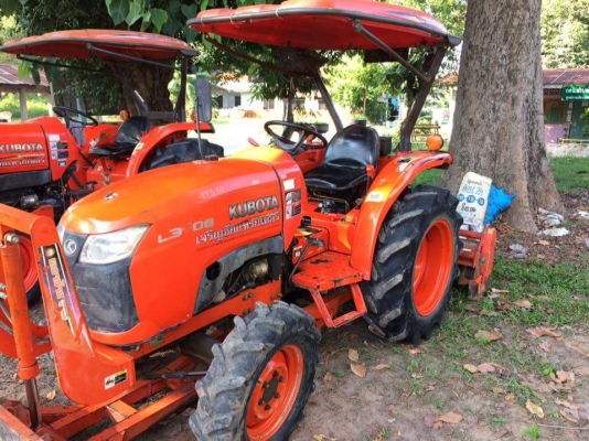 รถไถL3608 อุปกรณ์สามอย่าง