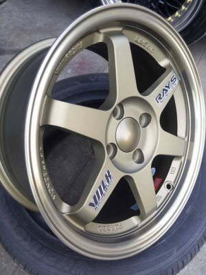 แม็กใหม่ทีอี37 ขอบ 15 ราคา 7500 พร้อมยางไทย 11700 บาท พร้อมติดตั้ง