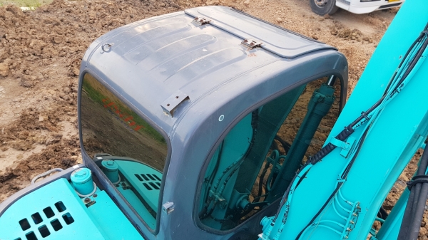 ขายรถแบคโฮ KOBELCO SK115SR-1ES YV04 Grand Beetle ตีนเป็ด ใช้งาน 4 พันชั่วโมง สภาพเทพบุตร