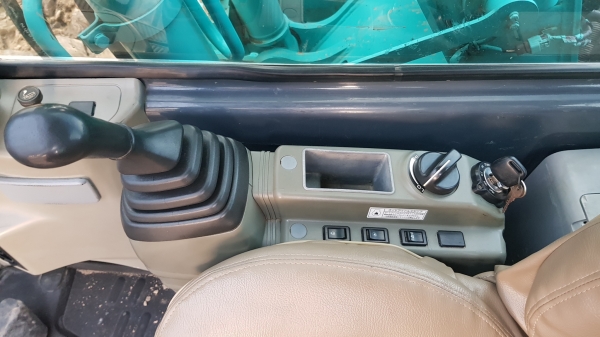 ขายรถแบคโฮ KOBELCO SK115SR-1ES YV04 Grand Beetle ตีนเป็ด ใช้งาน 4 พันชั่วโมง สภาพเทพบุตร