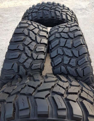 ขายยาง COOPER STT PRO 265/75/16 สวยๆ