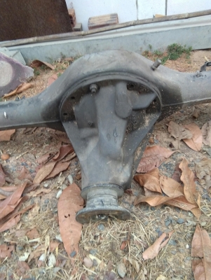 เพลาพร้อมเฟืองท้าย D-Max