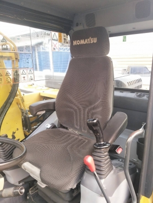 ถึงไทยแล้ว Komatsu PW130-7K รถขุดล้อยางรุ่นนิยม ใช้งานน้อย สภาพดีมากๆ 092-929-9942 ธีรเทพ ถึงไทยแล้ว Komatsu PW130-7K รถขุดล้อยางรุ่นนิยม ใช้งานน้อย สภาพดีมากๆ 092-929-9942 ธีรเทพ