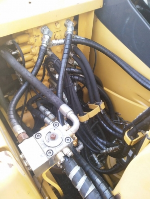 ถึงไทยแล้ว Komatsu PW130-7K รถขุดล้อยางรุ่นนิยม ใช้งานน้อย สภาพดีมากๆ 092-929-9942 ธีรเทพ ถึงไทยแล้ว Komatsu PW130-7K รถขุดล้อยางรุ่นนิยม ใช้งานน้อย สภาพดีมากๆ 092-929-9942 ธีรเทพ