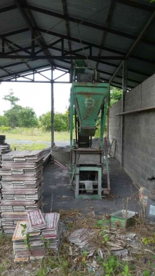 เครื่องปั้มอิฐบล้อก