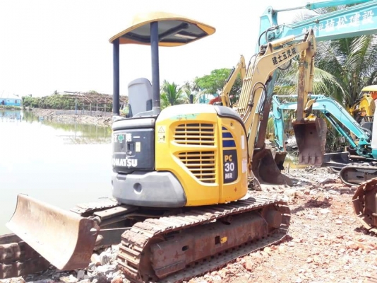 มาใหม่จ้า..KOMATSU PC30MR-2  เก่านอกแท้  เดิมๆๆ  สภาพสวย..ใช้งานมาแค่  1,7XX ชั่วโมง  พร้อมใช้  โทร  089-3818694  จ๊อย