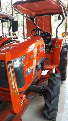 รถแทรเตอร์มือสอง