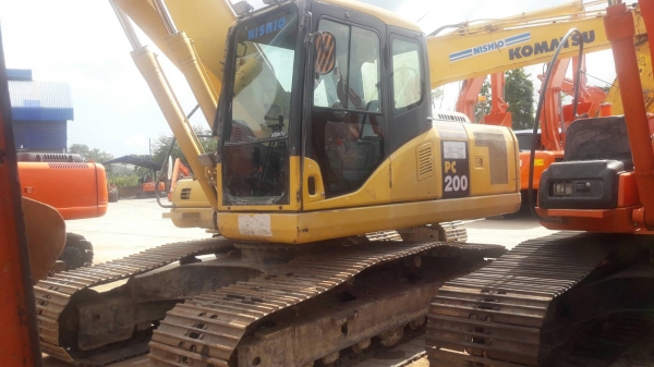 Pc200-7