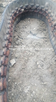 FROM JAPANขายถูกด่วนๆRUBBER TRACK แทรคยางเก่านอก* สามารถใส่กับรถขุดไซค์ 20,25,30,35/ ขนาด 350*42(ข้อห่าง) *10.8 /มีจำนวน 1เส้น /ราคาเพียง(เส้นละ :8,000 บาท)