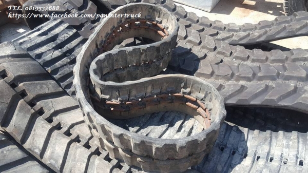FROM JAPANขายถูกด่วนๆRUBBER TRACK แทรคยางเก่านอก* สามารถใส่กับรถขุดไซค์ 20,25,30,35/ ขนาด 350*42(ข้อห่าง) *10.8 /มีจำนวน 1เส้น /ราคาเพียง(เส้นละ :8,000 บาท)