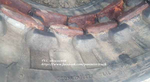FROM JAPANขายถูกด่วนๆRUBBER TRACK แทรคยางเก่านอก* สามารถใส่กับรถขุดไซค์ 20,25,30,35/ ขนาด 350*42(ข้อห่าง) *10.8 /มีจำนวน 1เส้น /ราคาเพียง(เส้นละ :8,000 บาท)
