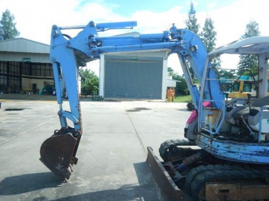 ขายรถขุด KOMATSU รุ่น PC50UU-2  เครื่องยนต์ 4D84 /ปั๊มเฟือง/คอนโทรนน้ำมัน/อ๊อฟเซ็ทบูม รถสวย ชั่วโมงน้อย รถจอดนาน  /ใบมีด/แทรคยาง ขายถูก