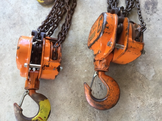 ขายรอกยกได้ 3 ตัน Made in Japan ยี่ห้อ Vital สภาพสวย เดิมๆ ยังไม่ผ่านการซ่อม ใช้งานได้ปกติ   ราคาตัวละ 5,900 บาท รวมส่ง