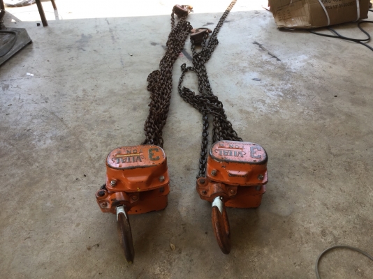 ขายรอกยกได้ 3 ตัน Made in Japan ยี่ห้อ Vital สภาพสวย เดิมๆ ยังไม่ผ่านการซ่อม ใช้งานได้ปกติ   ราคาตัวละ 5,900 บาท รวมส่ง