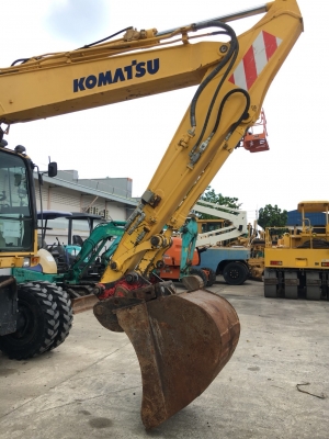 Komatsu PW130-7K รถขุดล้อยาง นำเข้าจากญี่ปุ่น โทร. 080-6565422 (หนิง)