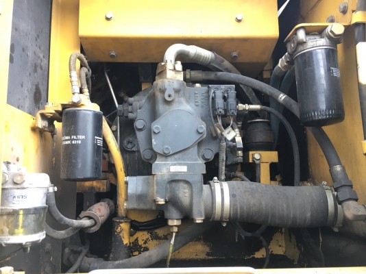 Komatsu PW130-7K รถขุดล้อยาง นำเข้าจากญี่ปุ่น โทร. 080-6565422 (หนิง)