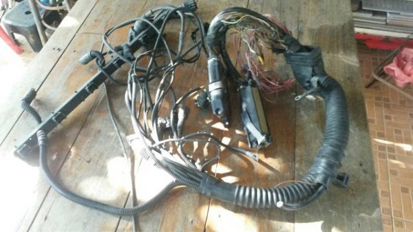 ชุดสายไฟเข้าเครื่อง e39 m52