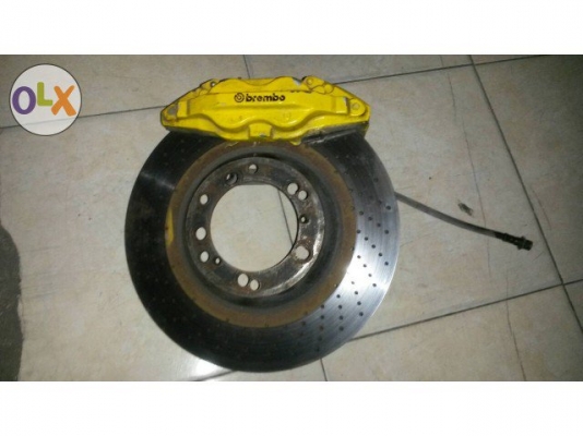 ชุดเบรค toyota tacoma 4 pot จาก USA ชุดหน้า 1 คู่ พร้อมจานเบรค porsche