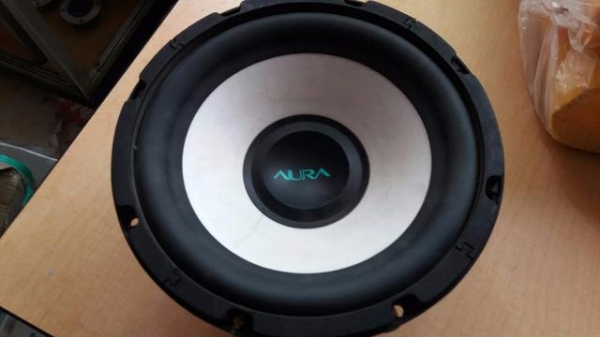 SUB .AURA made in USA 10 นิ้ว 1 ดอก แน่นๆ หนักๆ