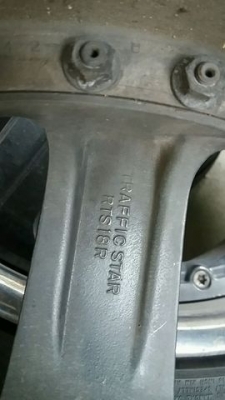 เศษล้อ ขอบ18×9" 1 วง พร้อมยาง ล้อ trafficstar แท้ เศษล้อ ขอบ18×9" 1 วง พร้อมยาง ล้อ trafficstar แท้