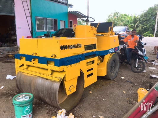 ขายรถบด4ตันรถสวยพร้อมใช้