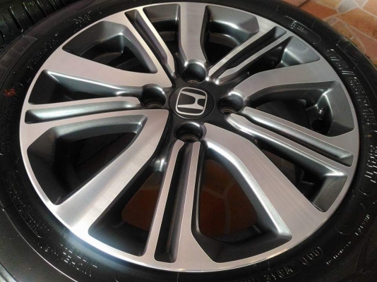 ล้อป้ายแดง New Honda City ขอบ15 พร้อมยาง Michelin Energy xm1  175 65 15 ผลิตปี 2018 ยางสดๆ ล้อสวยๆ ทั้งชุด 14900.- เทิร์นได้ ใส่ฟรี รับบัตรเครดิต ส่งทั่วไทยค่ะ