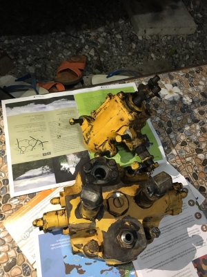 รถตัก KOMATSU 510#กระปุกพวงมาลัย+คอนโทรลพวงมาลัย รถตัก KOMATSU 510#กระปุกพวงมาลัย+คอนโทรลพวงมาลัย