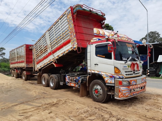 พ่วง 22 ล้อ HINO 344 ปี57 กระบะเหล็ก - ดั้ม อู่ โชคชัยอุดร สภาพสวย บรรทุกได้ 27.8 ตัน ราคา 2.75 ล้านต่อรอง รถอยู่ลพบุรี