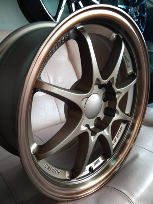 แม็กใหม่ขอบ 15 ราคา 7500 พร้อมยางไทย 11700 บาท พร้อมติดตั้ง