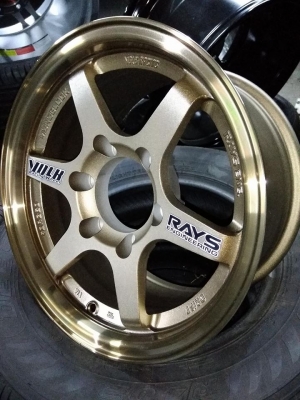 แม็กใหม่ขอบ 15 กระบะ 6 รู ราคา 8500 บาท พร้อมติดตั้ง