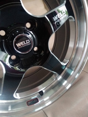 แม็กใหม่ลายเวล ขอบ 15 ราคา 8500 บาท พร้อมติดตั้ง