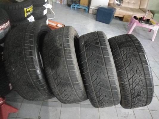 ยาง 265 50 20 เส้นละ 700 บาท