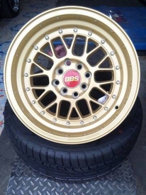 แม็กใหม่ขอบ 15 กว้าง 8.25 ราคา 4 วง 8900 บาท พร้อมติดตั้ง