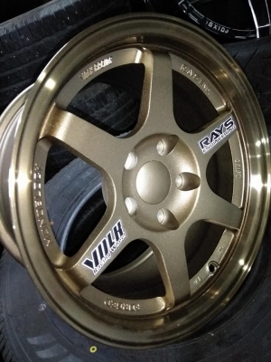 แม็กใหม่ขอบ 15 ใส่รถ 5 รู 114 ราคา 8500 บาท ใส่ได้ทั้งเก๋งรถตู้กระบะ