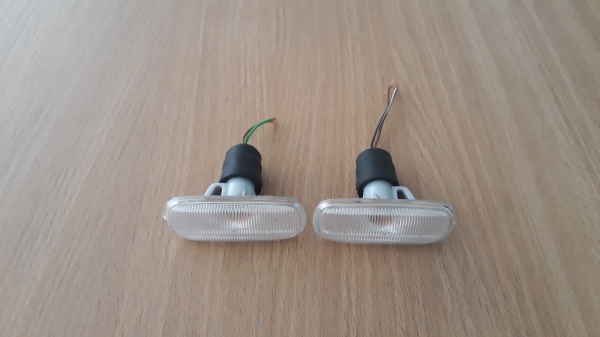 ไฟเลี้ยวแก้ม Audi A6 แท้