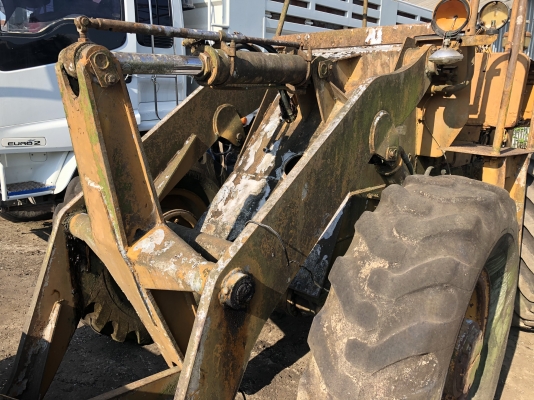 ขายรถตักเอวอ่อนKOMATSU JH30 B