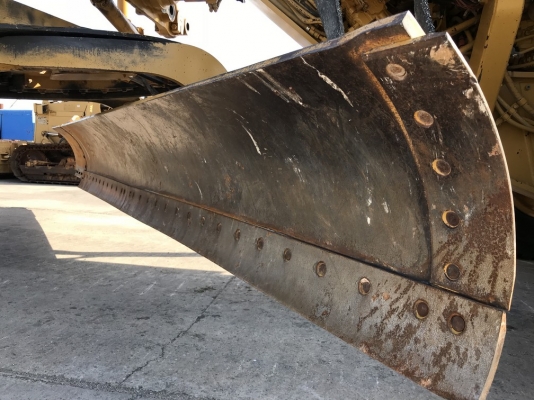 CAT 140H-2-CCA00824 VHP PLUS ปี 2004 นำเข้าจากอเมริกา สภาพสวยมาก ๆ ครับ CAT 140H-2-CCA00824 VHP PLUS ปี 2004 นำเข้าจากอเมริกา สภาพสวยมาก ๆ ครับ