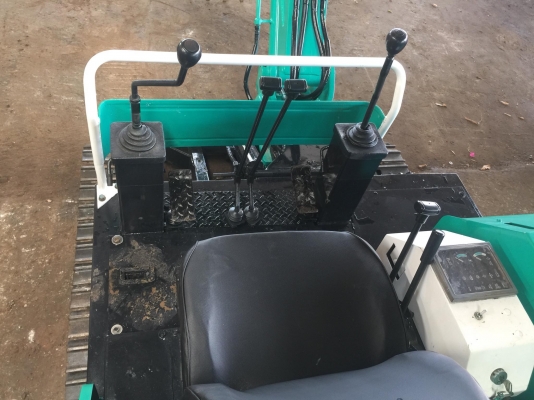 KOBELCO SK032 (ขนาดเทียบเท่าPC35) #รถเก่านอกแท้ๆ เครื่องปั้มดี เอวแน่น ช่วงล่างเต็ม ระบบไว เอกสารอินวอยครบ #ชั่วโมงการทำงานน้อย          ราคา295,000บาท(ต่อลองได้) สนใจติดต่อ 096-541-1713 วัชรัตน์ (#เจ้าของขายเองโดยตรง)