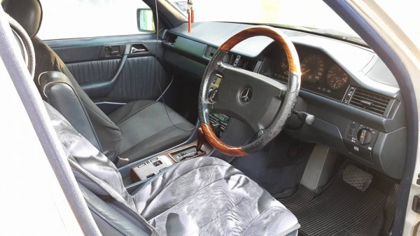 W124 300E ปี 1992  78000 บาท