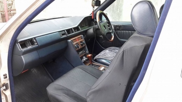 W124 300E ปี 1992  78000 บาท