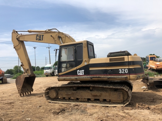 ขายด่วน!! CAT 320V2 สภาพสวยค่ะ