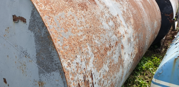 ถังน้ำขนาด ยาว 3.06 เมตร สูง 1.62 เมตร กว้าง 1.62 เมตร